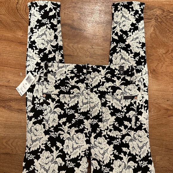 7 for all mankind rose embroidered jeans - Picture 8 of 9